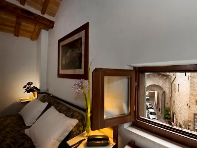 Il Castello أسيسي