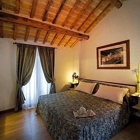Il Castello Отель