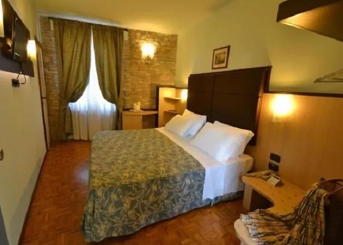 Il Castello 3* Asyż